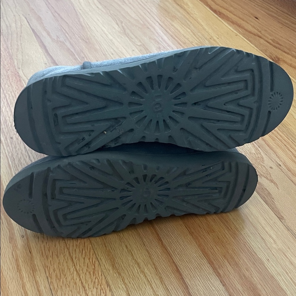 Ugg Mini Gray - image 6